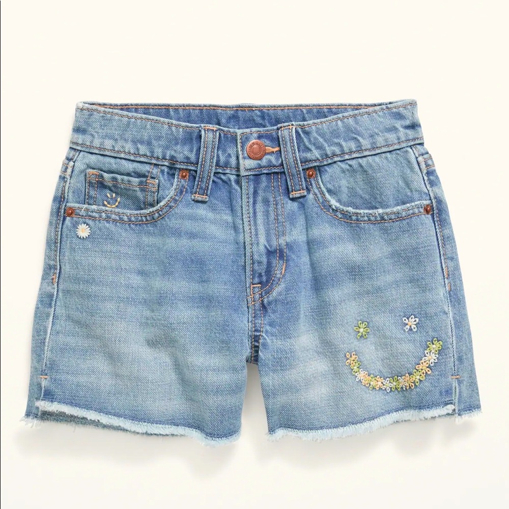 Girls size 8 Old Navy Summer Love Shorts 💛